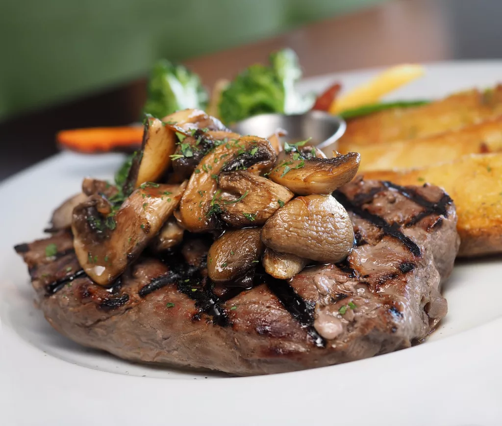 steak-dinner with mushrooms